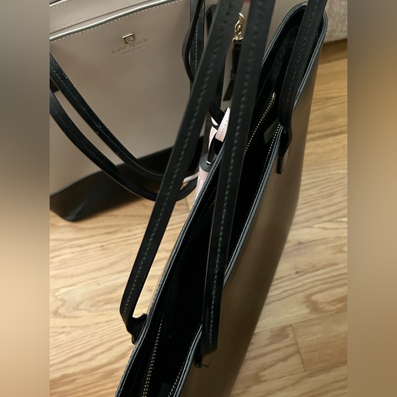 Black Kate Spade Zip Tote - Picture 7 of 8